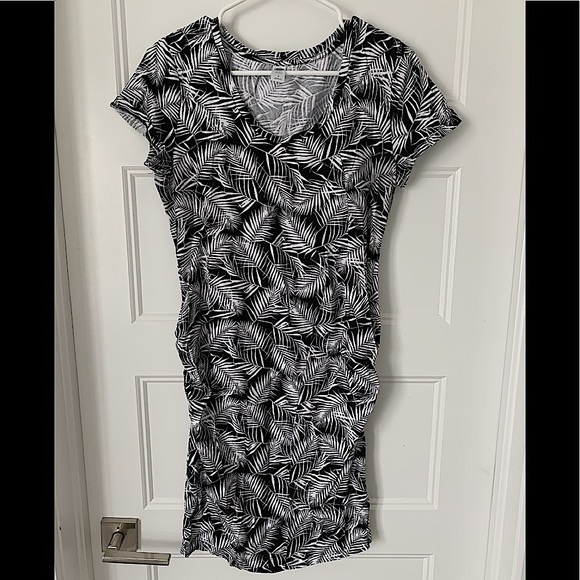 Maternity dress - Picture 1 of 2